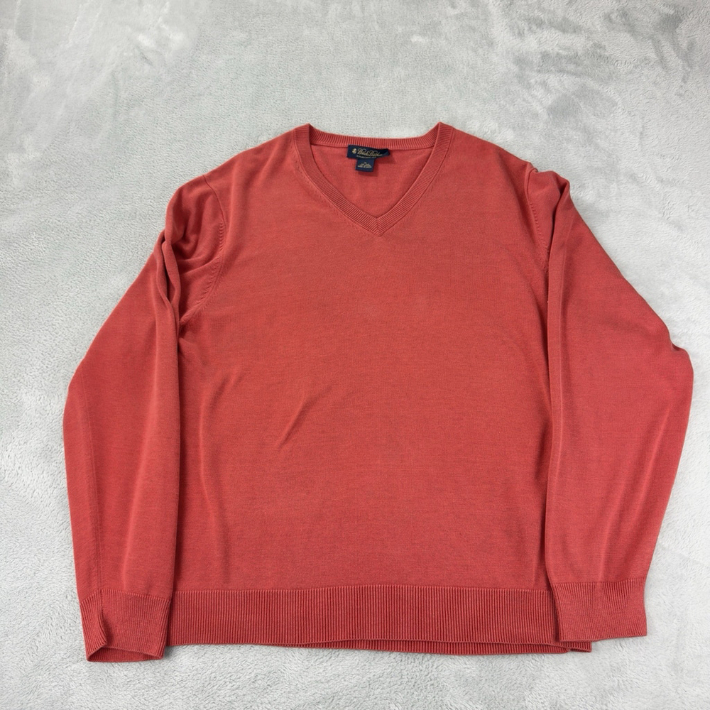 Brooks Brothers Men's Size XL V Neck 70% Silk 30% Cotton Long Sleeve Sweater